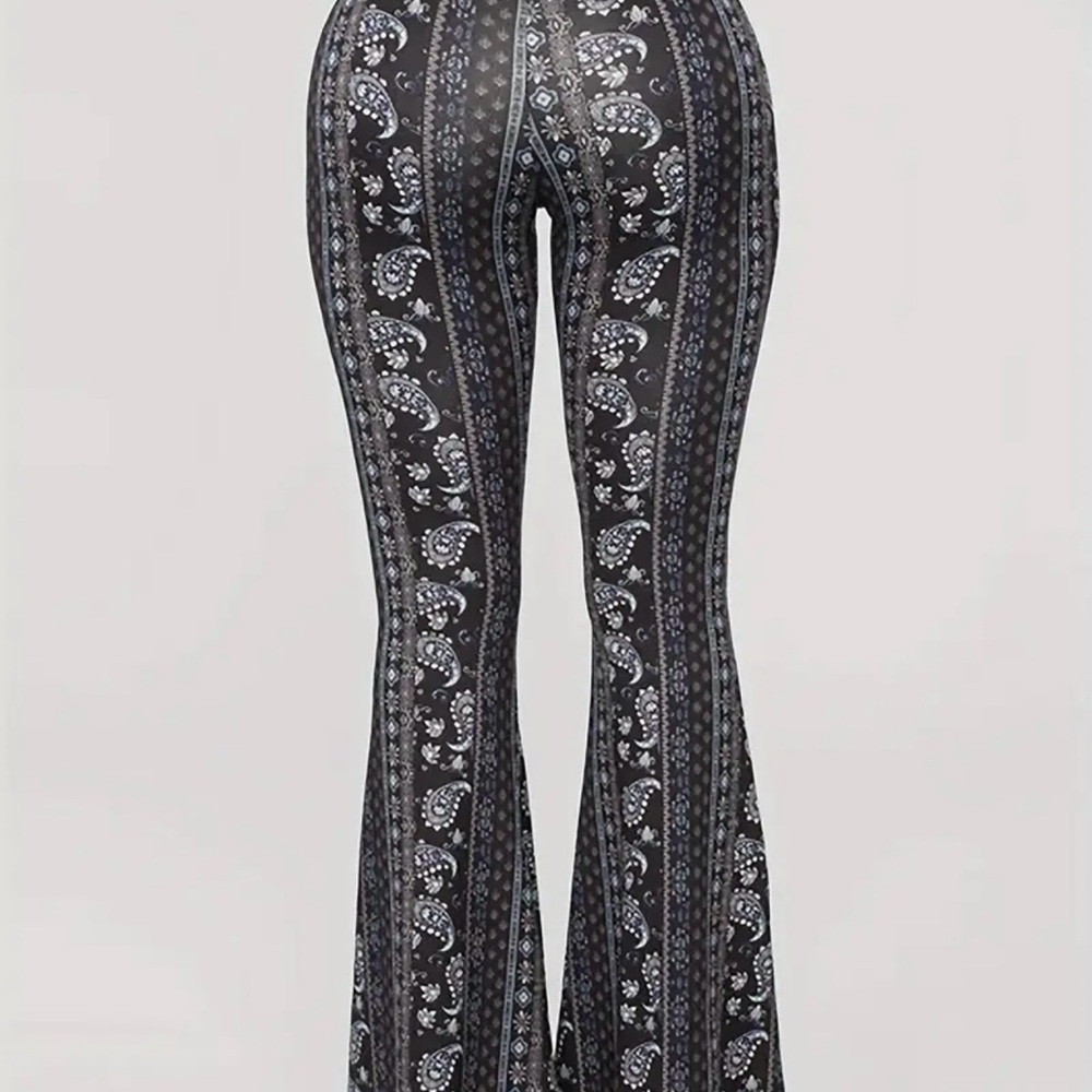 No Boundaries Black Leggings with Stretch Fit